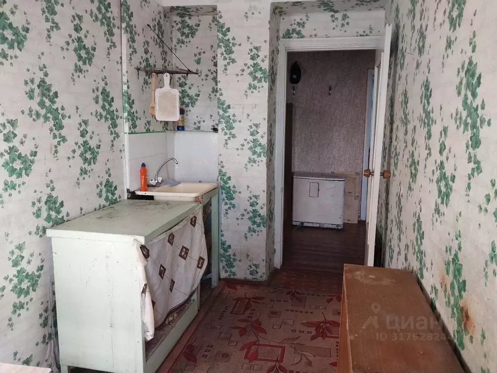 Помещение свободного назначения в Бурятия, Северо-Байкальский район, ... - Фото 0