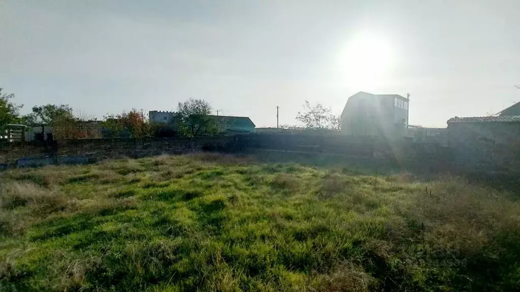 Участок в Крым, Евпатория Авиатор СНТ, аллея 1-я, 79 (4.5 сот.) - Фото 1