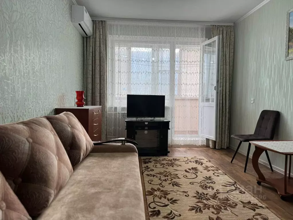 1-к кв. Крым, Керчь ул. Генерала Петрова, 14 (35.0 м) - Фото 1