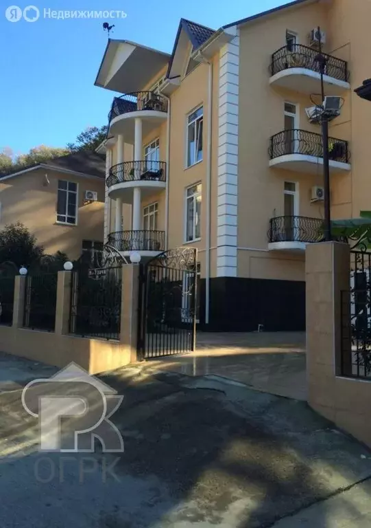 4-комнатная квартира: Сочи, улица Удачи, 10 (132 м) - Фото 1