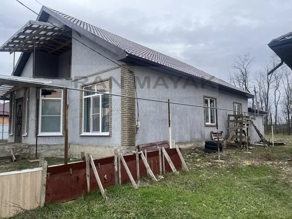 Дом в Адыгея, Майкоп городской округ, пос. Западный ул. Исаева, 83 ... - Фото 0