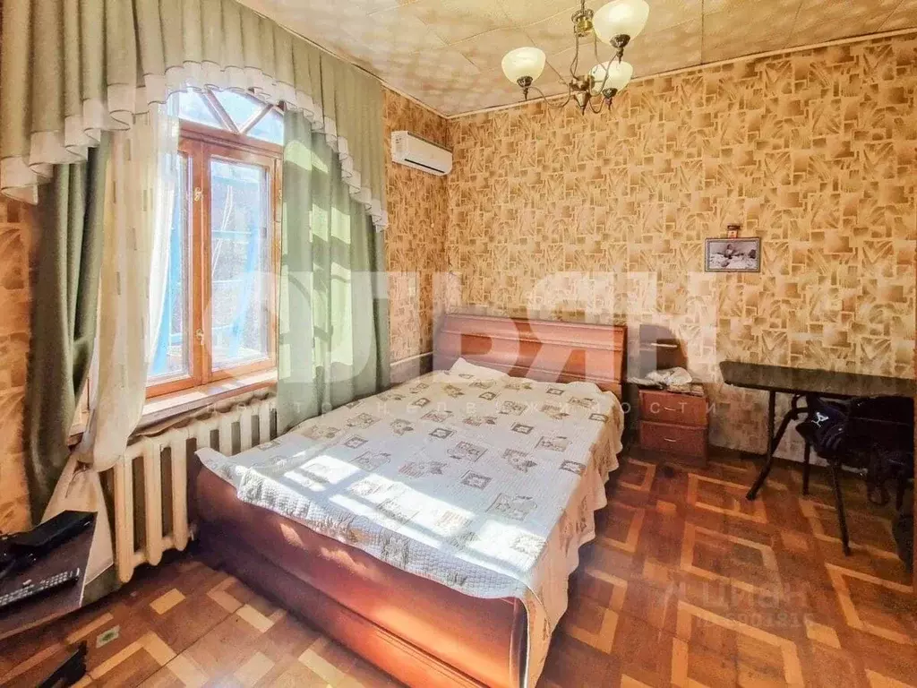 Дом в Крым, Алушта городской округ, с. Изобильное пер. Горный (90 м) - Фото 1