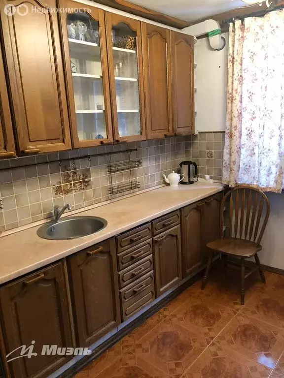 3-комнатная квартира: Москва, улица Раменки, 11к1 (74 м) - Фото 0