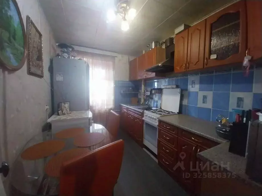 3-к кв. Пермский край, Александровск Яйва пгт, ул. Энергетиков, 21 ... - Фото 0