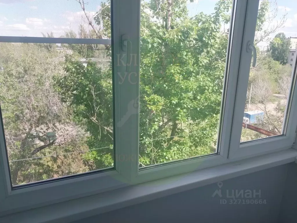 3-к кв. Волгоградская область, Волгоград ул. 64-й Армии, 22 (54.0 м) - Фото 0