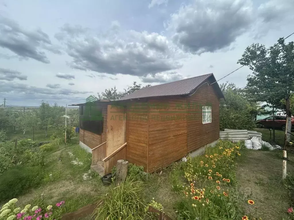 Дом в Саратовская область, пос. Красный Текстильщик, Источник СНТ  (30 ... - Фото 1