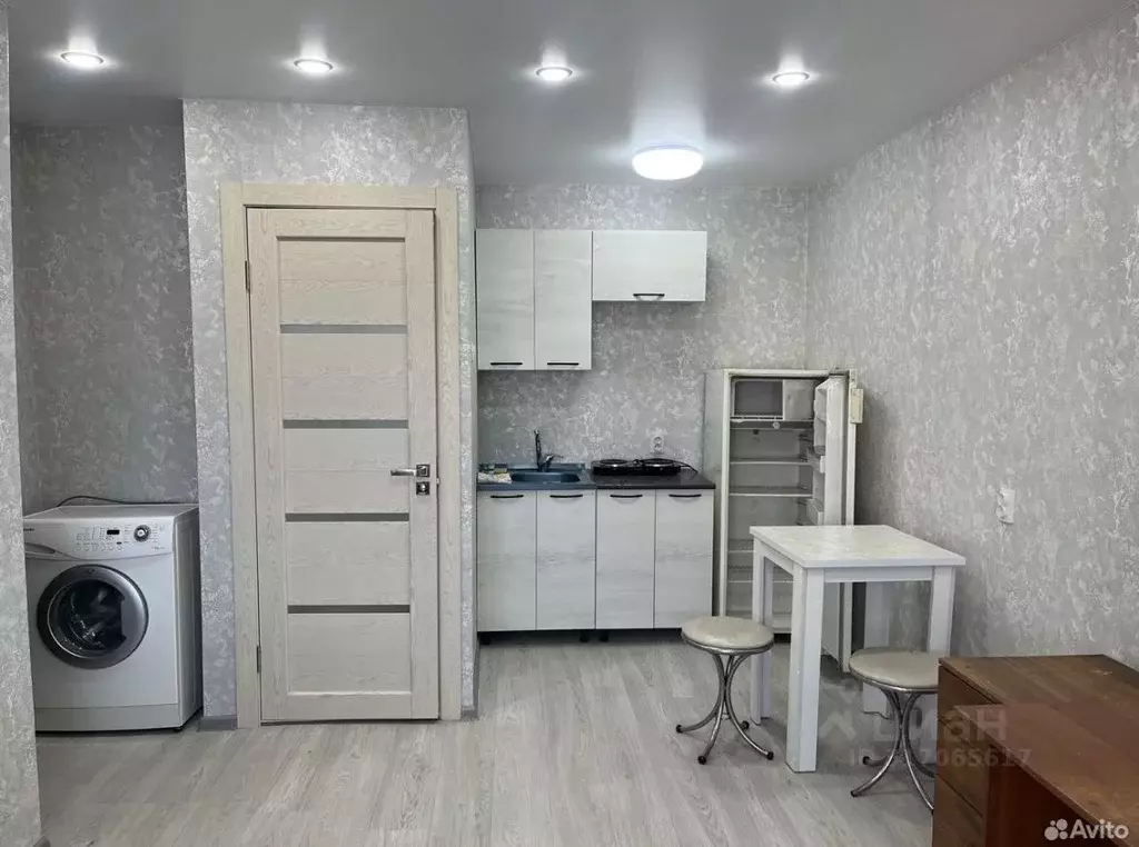 Студия Бурятия, Улан-Удэ ул. Юного Коммунара, 1 (18.5 м) - Фото 0