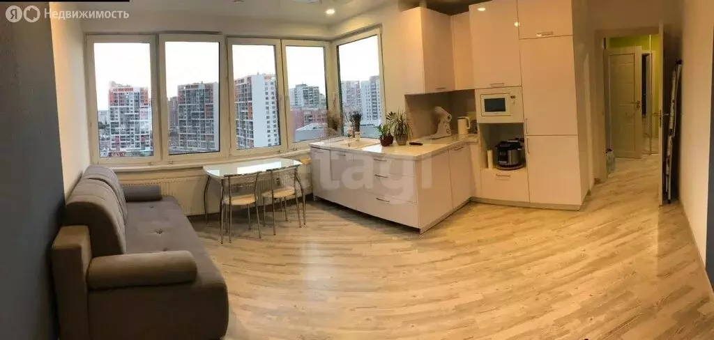 1-комнатная квартира: Тюмень, Тихий проезд, 6 (48 м) - Фото 0