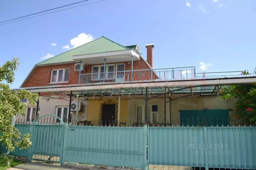 Дом в Ростовская область, Волгодонск пер. Возрождения, 4 (411 м) - Фото 0