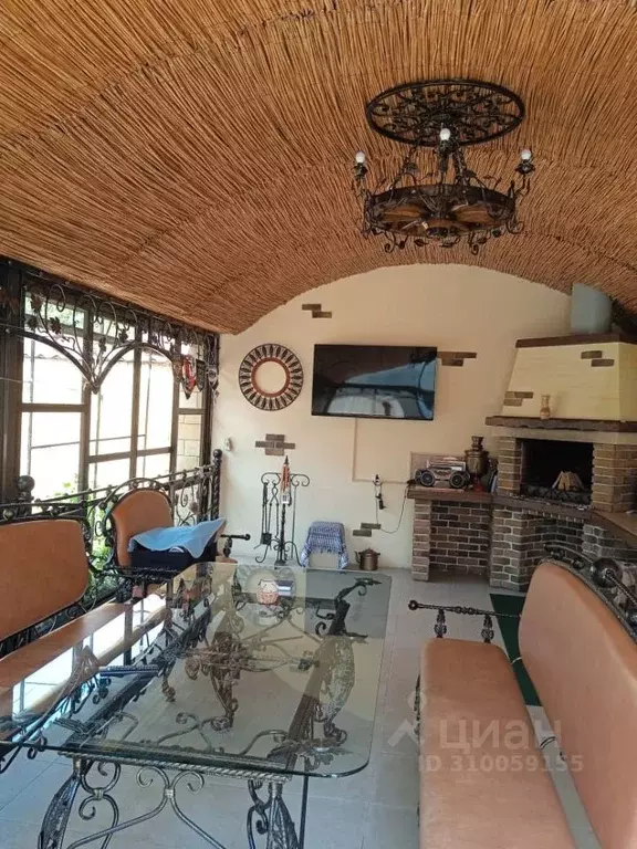 Дом в Ставропольский край, Ставрополь ул. 8 Марта, 138 (380 м) - Фото 1