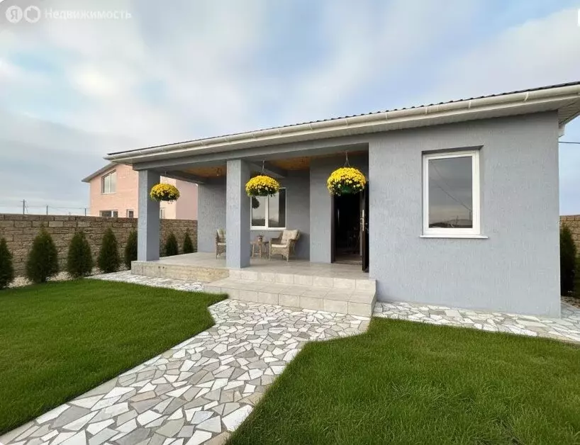 Дом в Сакский район, Молочненское сельское поселение, село ... - Фото 2