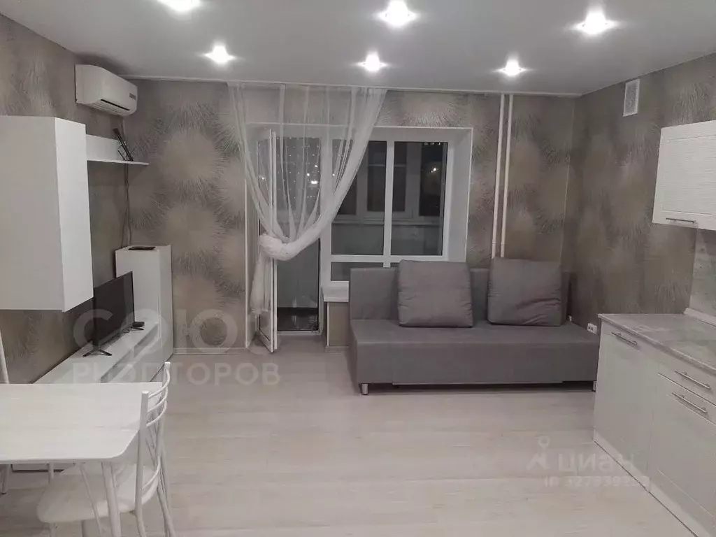 Студия Волгоградская область, Волгоград Петровская ул., 9 (26.6 м) - Фото 1