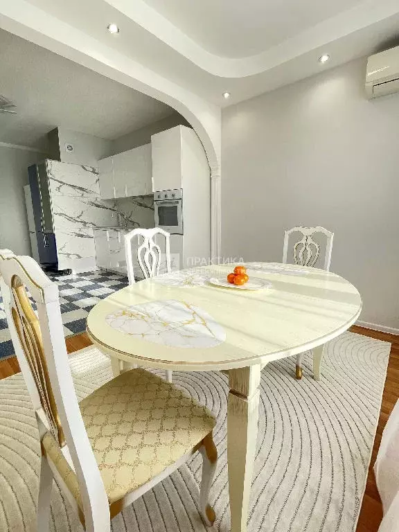 Продается 3-комнатная квартира - Фото 1