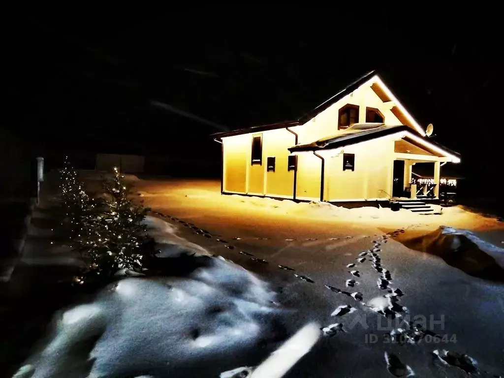 Дом в Карелия, Прионежский район, Заозерское с/пос, д. Ялгуба ул. ... - Фото 1