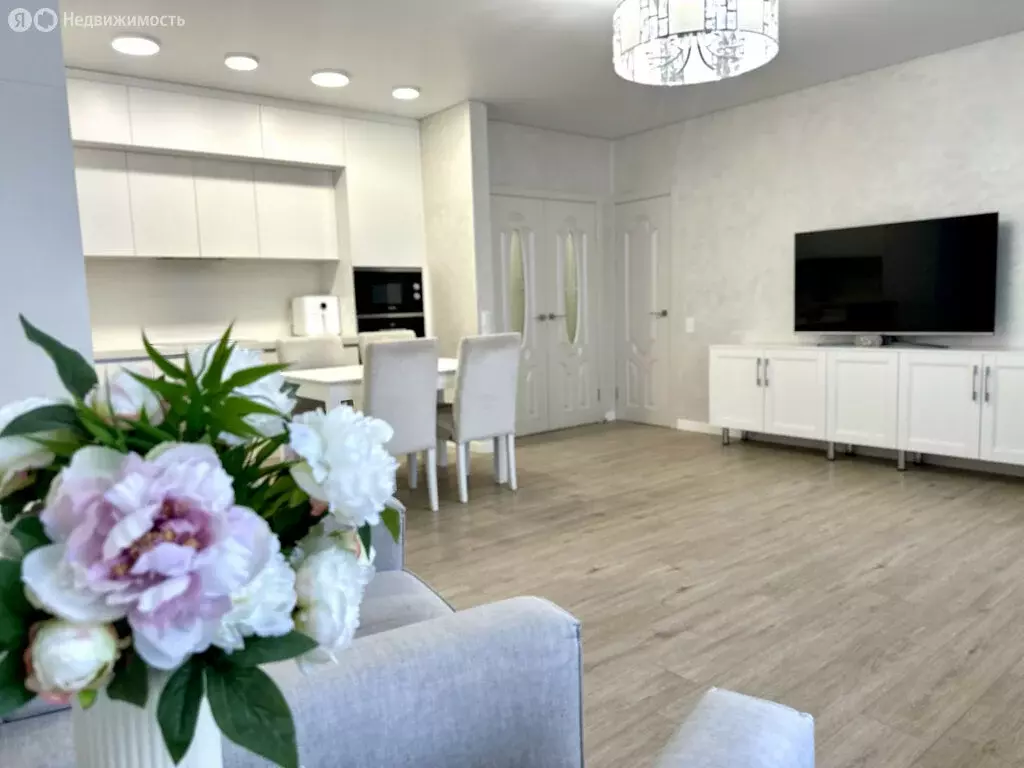 3-комнатная квартира: Киров, Первомайский район, Никитская улица, 120 ... - Фото 2