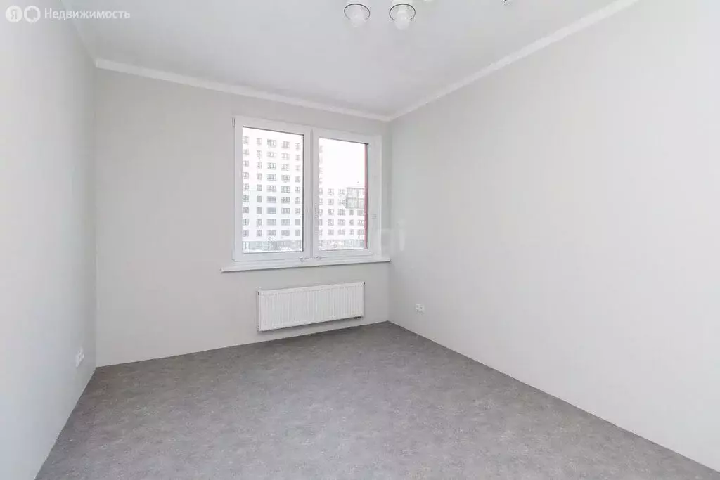 3-комнатная квартира: Тюмень, улица Анатолия Клиндюка, 6 (81.9 м) - Фото 2