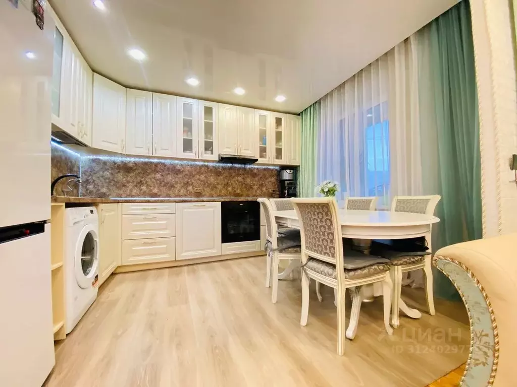 4-к кв. Карелия, Петрозаводск Сыктывкарская ул., 29 (72.0 м) - Фото 0