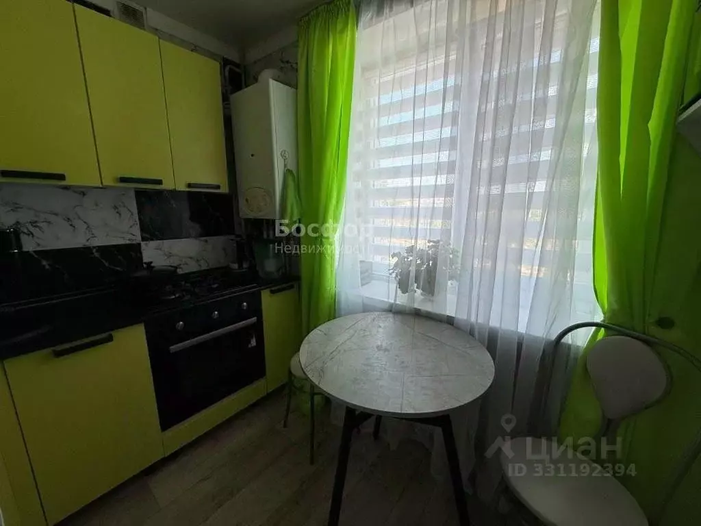 3-к кв. Крым, Феодосия ул. Гарнаева, 67 (54.0 м) - Фото 2