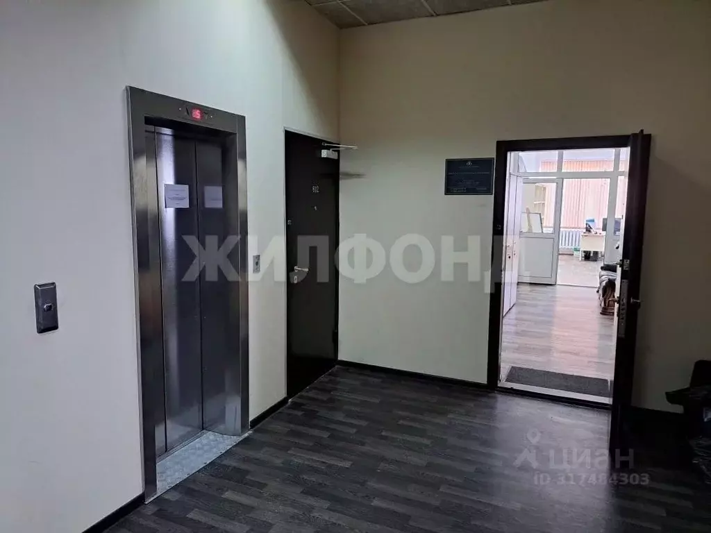 Офис в Новосибирская область, Новосибирск Серебренниковская ул., 14 ... - Фото 0