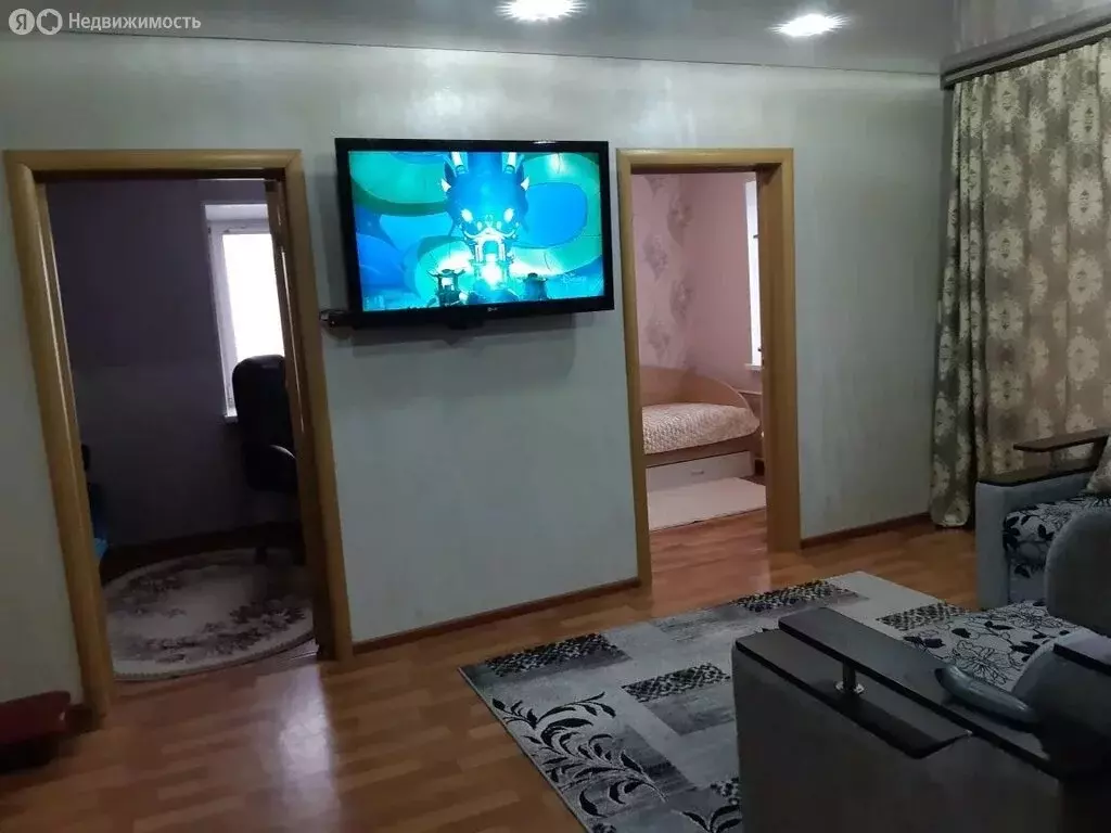 3-комнатная квартира: Ялуторовск, улица Ленина, 41 (43 м) - Фото 1