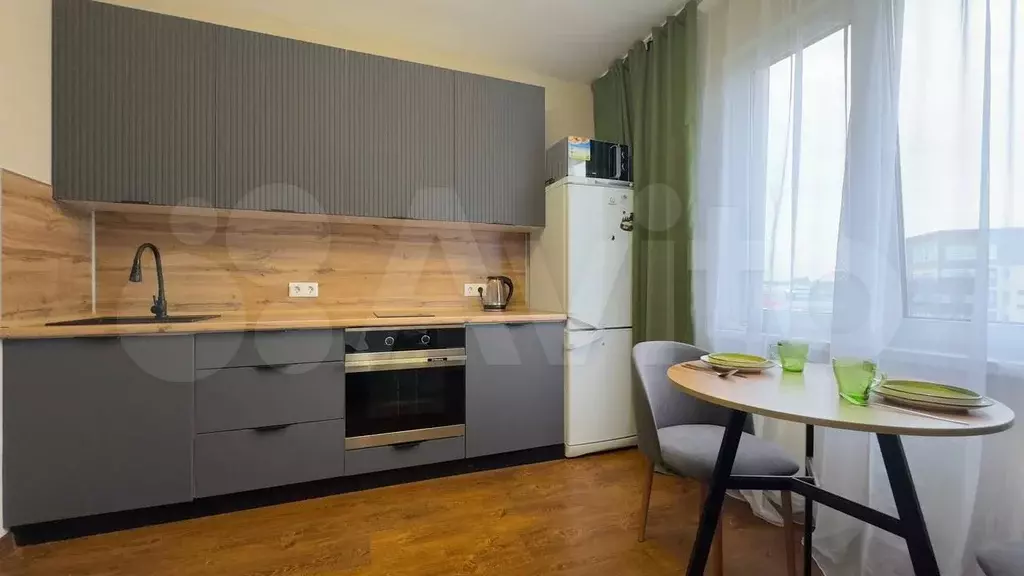 1-к. квартира, 40 м, 8/17 эт. - Фото 0