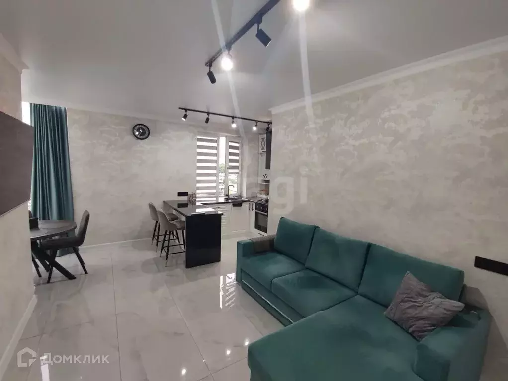 Продаётся 2-к квартира, 65 м - Фото 1