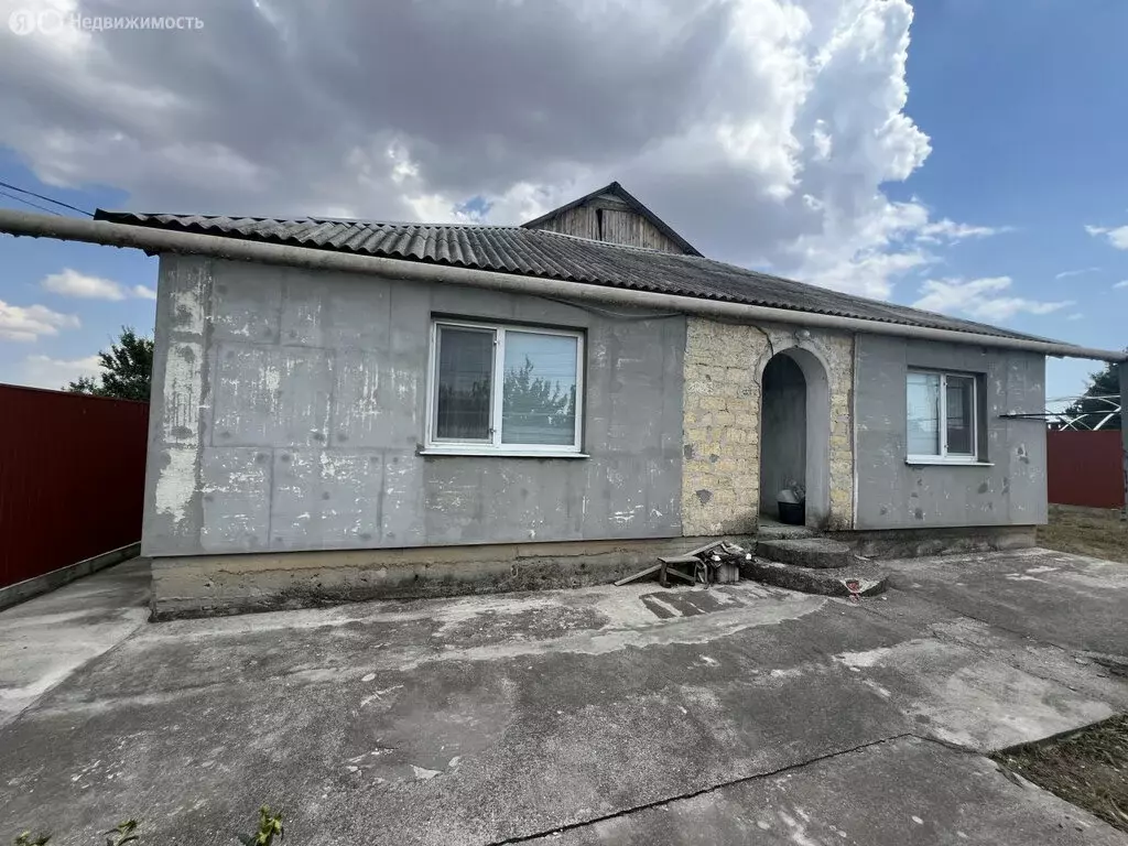 Дом в Гвардейское, Ореховая улица, 61 (140 м) - Фото 1