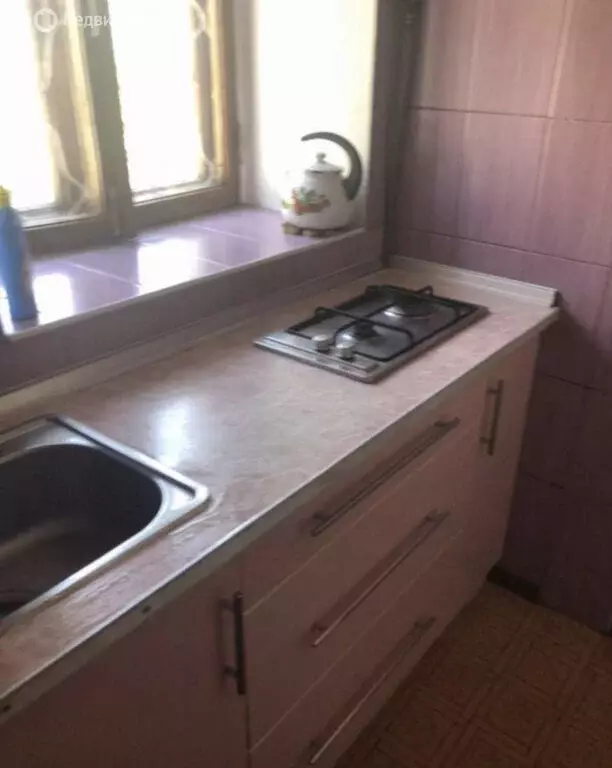 Квартира-студия: Евпатория, улица Революции, 71 (25 м) - Фото 1