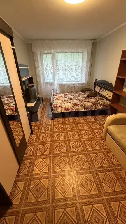 1-к. квартира, 309 м, 2/5 эт. - Фото 0