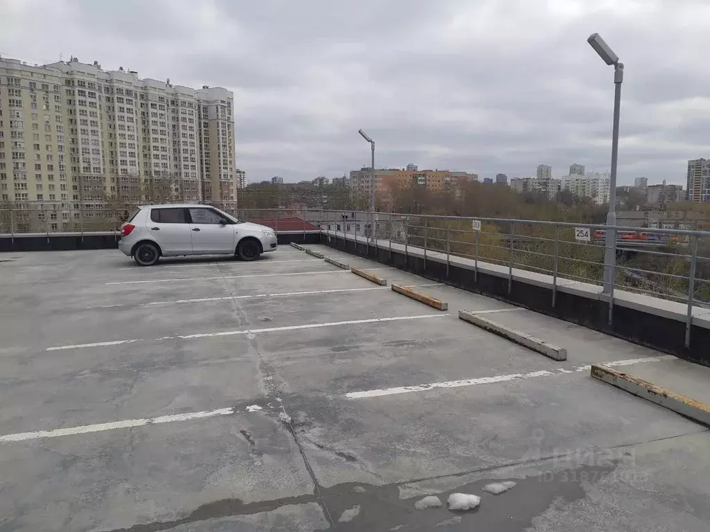 Гараж в Свердловская область, Екатеринбург пер. Трамвайный, 2к5 (15 м) - Фото 1