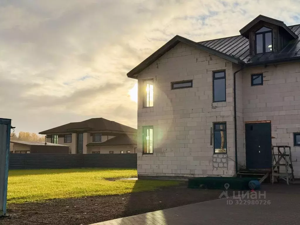 Коттедж в Ленинградская область, Ломоносовский район, Горбунковское ... - Фото 2