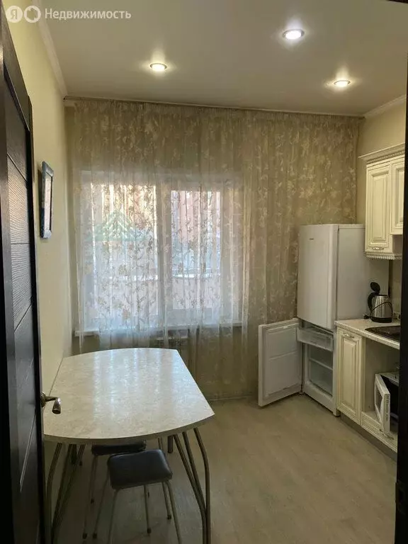 1-комнатная квартира: Абакан, улица Авиаторов, 2 (32 м) - Фото 2