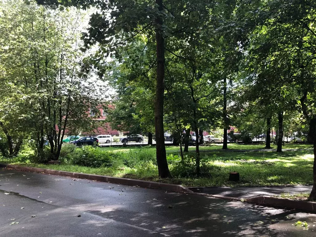 1к в 4-комнатной квартире (21.6 м) - Фото 1