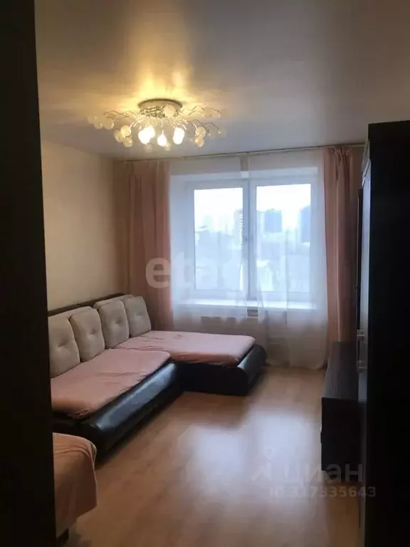 1-к кв. Свердловская область, Екатеринбург ул. Смазчиков, 3 (39.1 м) - Фото 1