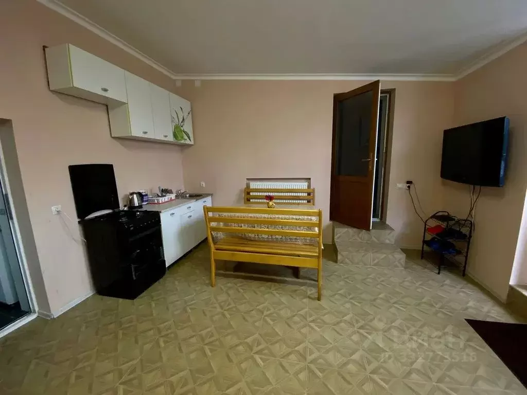 Дом в Северная Осетия, Владикавказ ул. Мичурина, 35 (50 м) - Фото 2