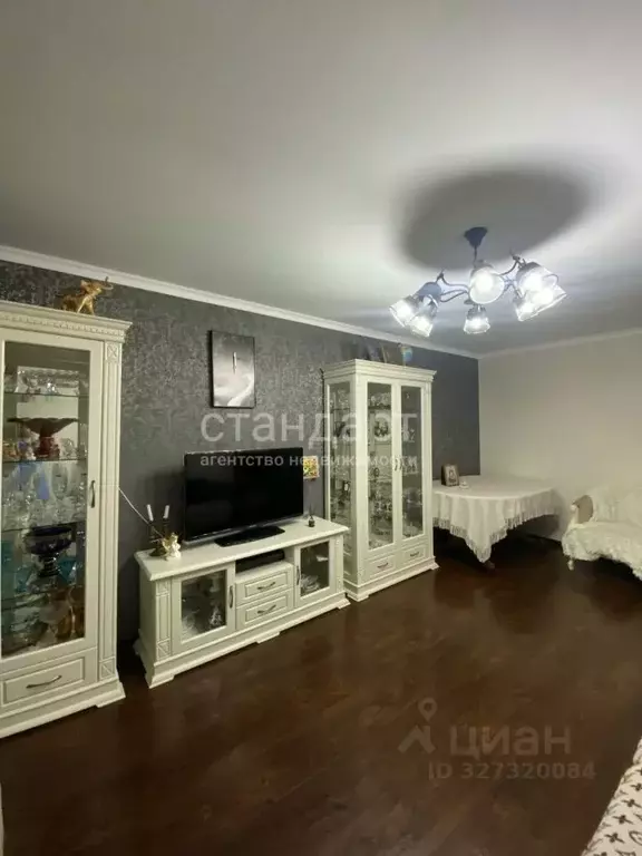 3-к кв. Ставропольский край, Ессентуки ул. Грибоедова (66.9 м) - Фото 1