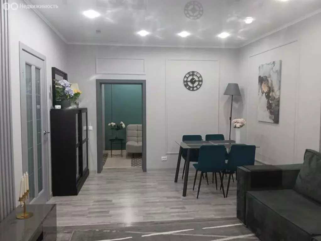 Дом в Каменск-Шахтинский, улица Фрунзе (200 м) - Фото 0