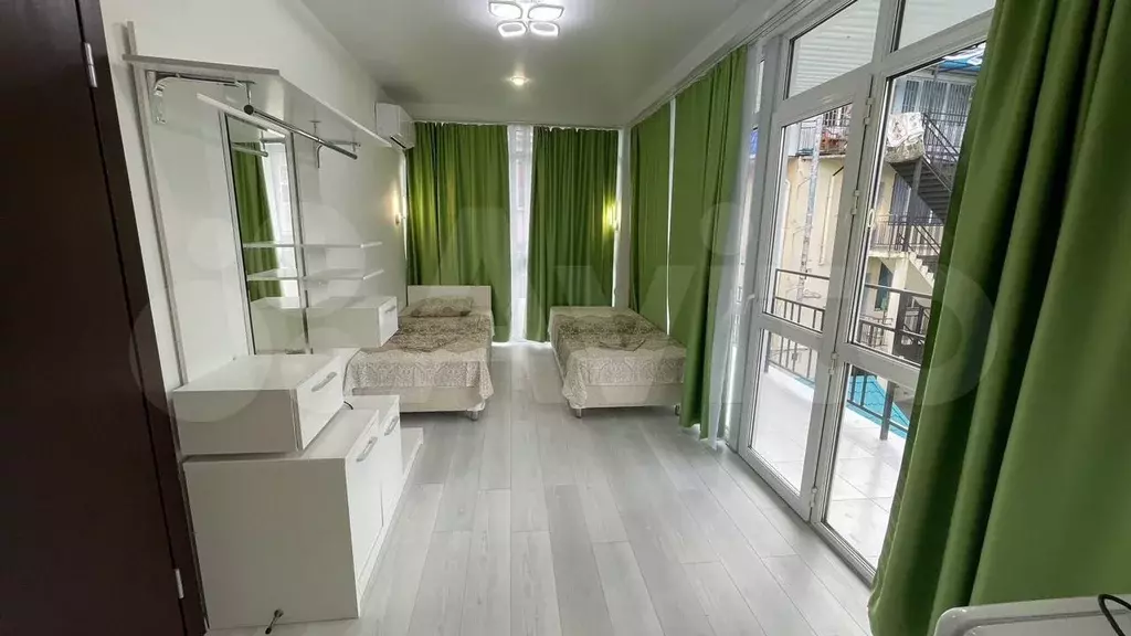 Комната 43 м, 5/6 эт. - Фото 0