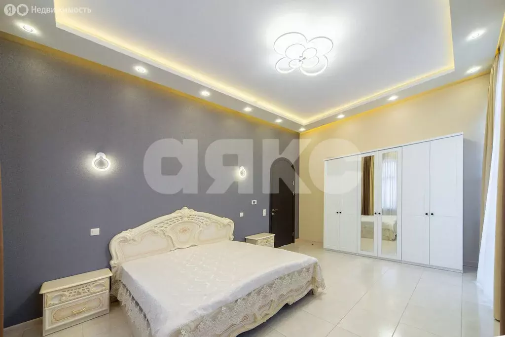 Дом в деревня Грибки, улица 5-я Линия, 1 (200 м) - Фото 2