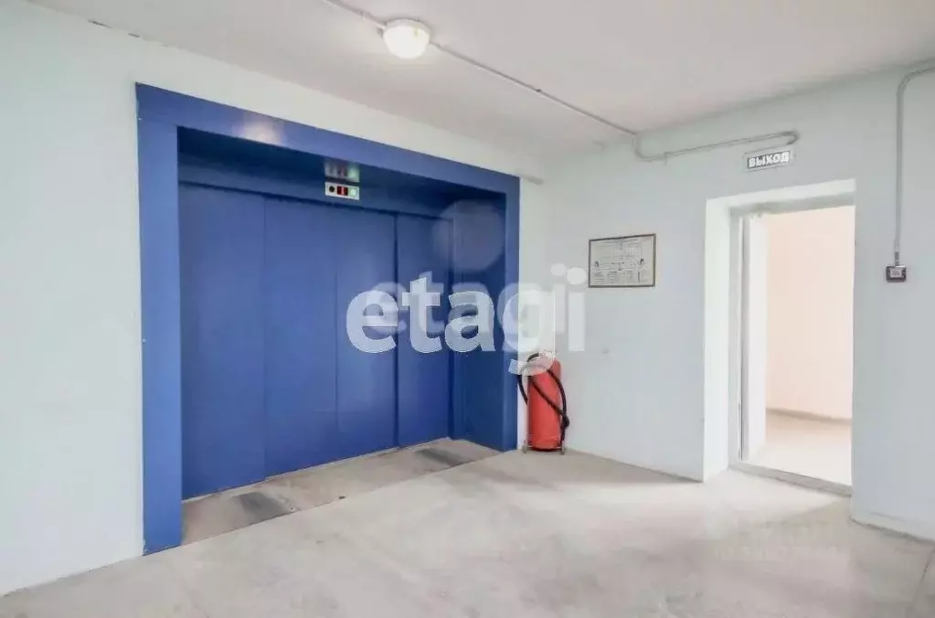 Гараж в Тюменская область, Тюмень ул. Ю.-Р.Г. Эрвье, 11 (19 м) - Фото 1