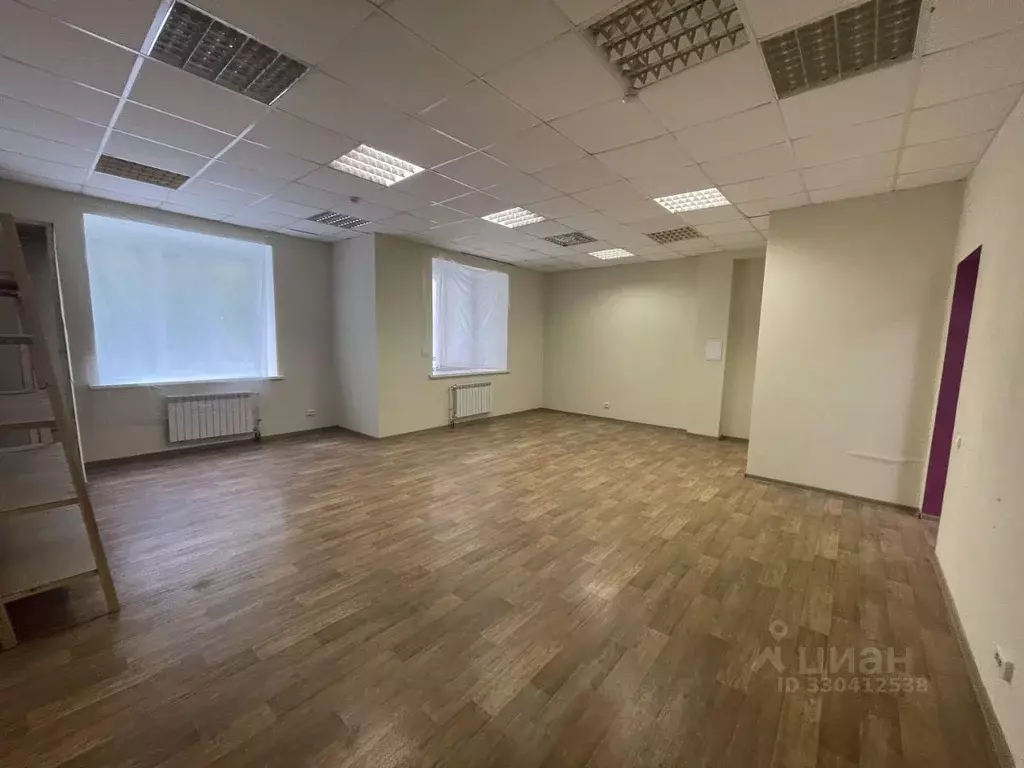 Помещение свободного назначения в Татарстан, Казань ул. Салиха ... - Фото 1