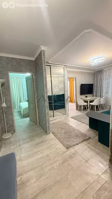 3-комнатная квартира: Набережные Челны, проспект Раиса Беляева, 21 (53 ... - Фото 1