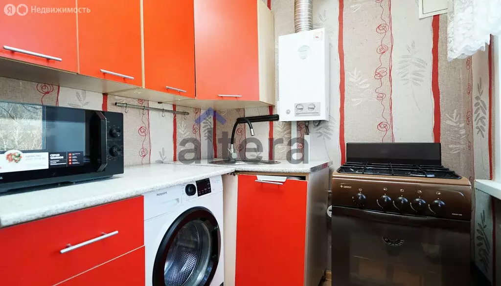 3-комнатная квартира: Казань, улица Химиков, 51 (49.8 м) - Фото 2