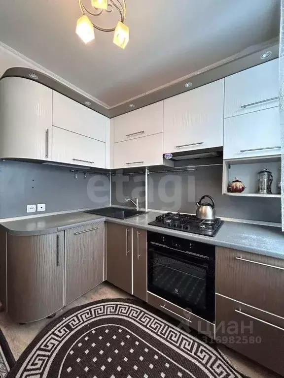 3-к кв. Коми, Усинск Возейская ул., 7 (60.0 м) - Фото 1