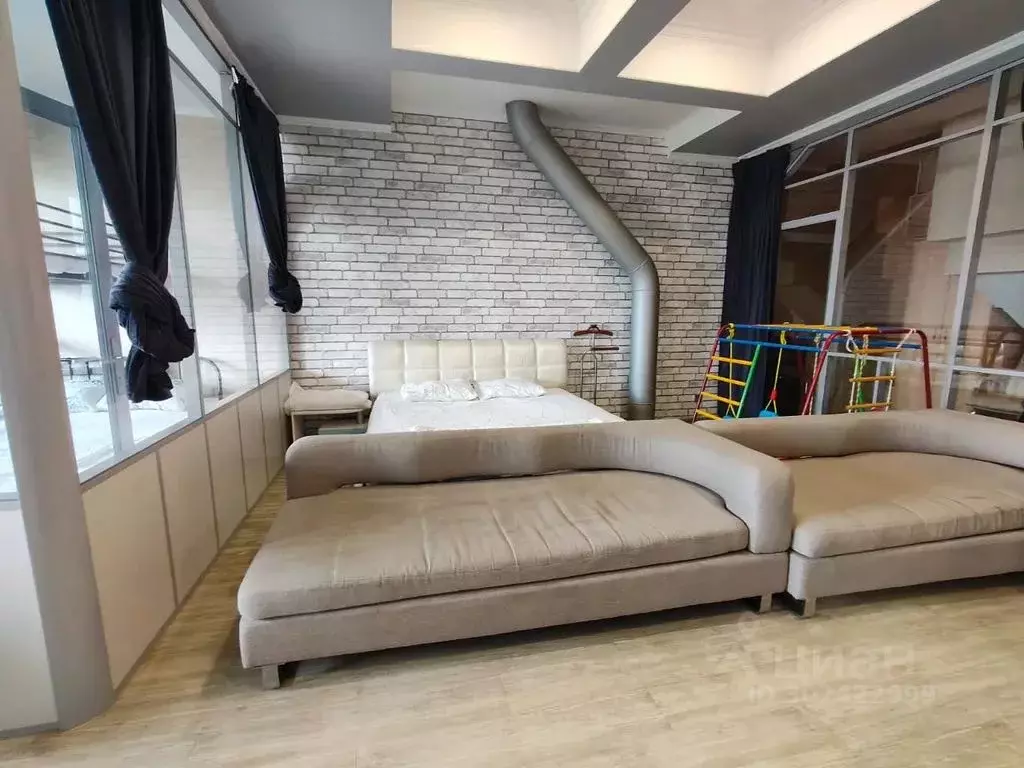 3-к кв. Приморский край, Владивосток Татарская ул., 50 (100.0 м) - Фото 1