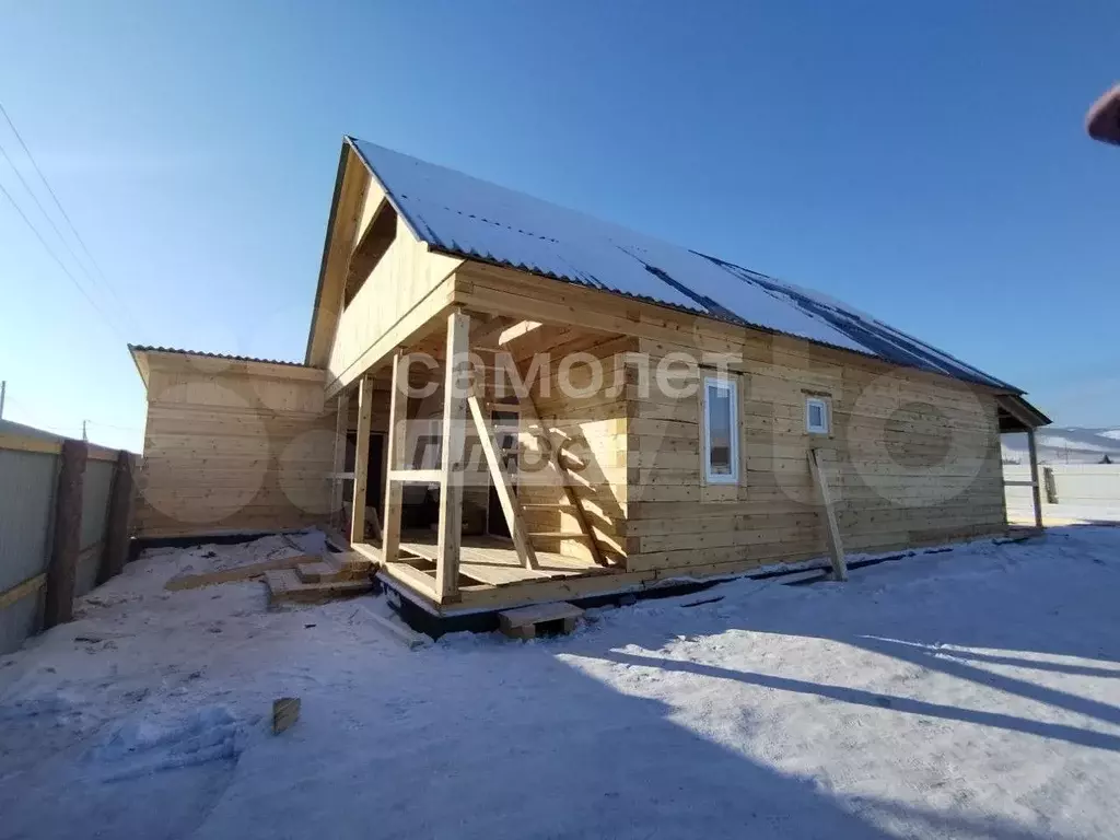 Дом 180 м на участке 10 сот. - Фото 0