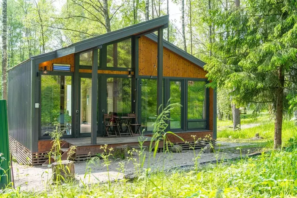 Дом в Ленинградская область, Приозерский район, Ромашкинское с/пос, ... - Фото 1