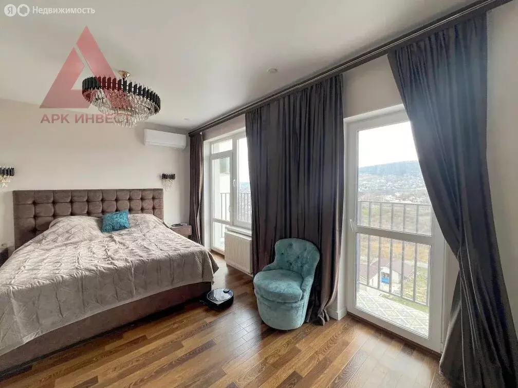3-комнатная квартира: Феодосия, улица Грина, 43 (85.59 м) - Фото 2