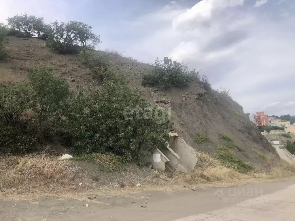 Участок в Крым, Алушта муниципальный округ, пос. Семидворье, ... - Фото 1