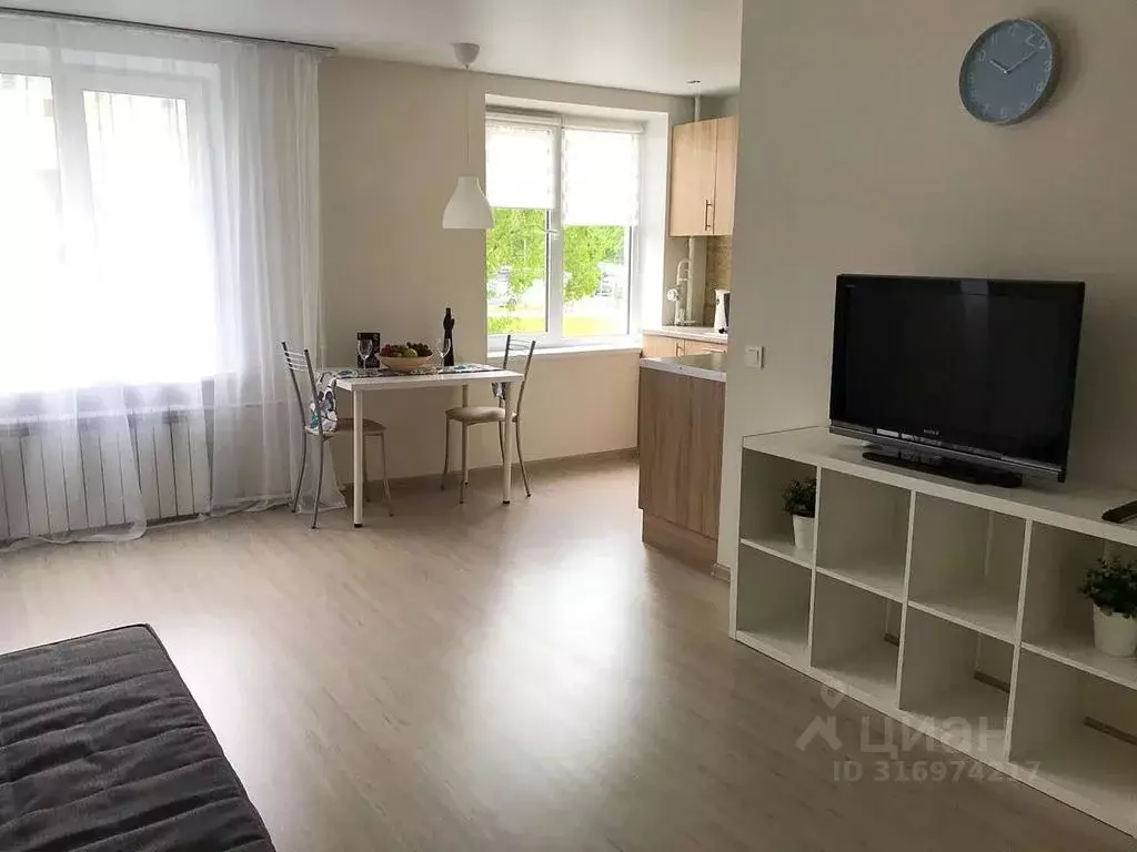 2-к кв. Карелия, Петрозаводск Красная ул., 45 (44.0 м) - Фото 1